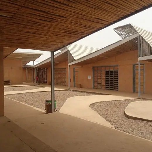 Photo 4: Exterior · espace environnement de l'institute