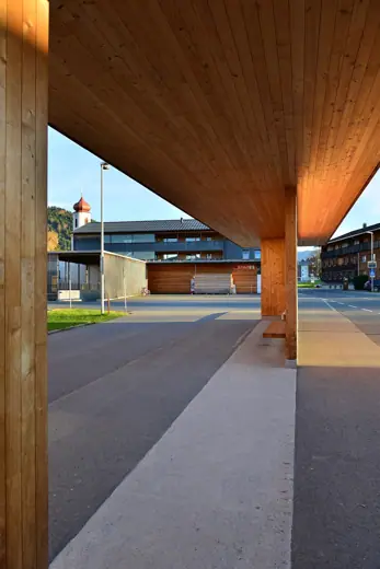 Photo 4: Exterior · Bushaltestelle im Dorf von Krumbach , Vorarlberg 