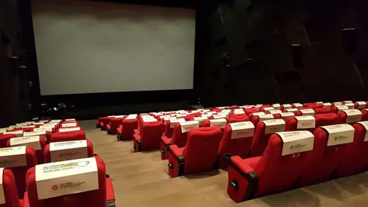 Photo 3: Interior