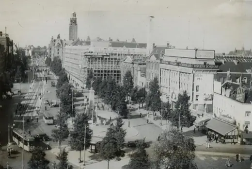 Photo 5: Interior · Coolsingel seen from the roof garden of the Bijenkorf