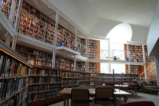 Photo 3: Exterior · Forbes Mellon Library