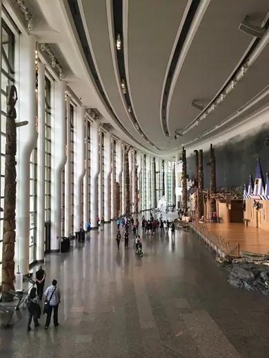 Photo 6: Interior · Great Hall