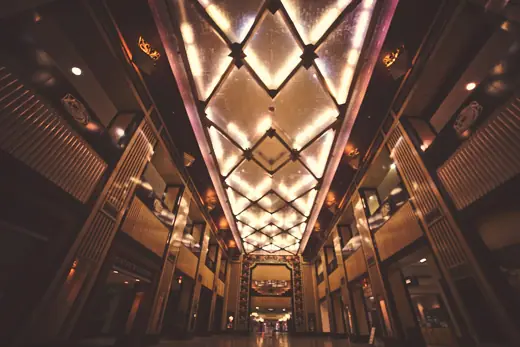Photo 4: Interior