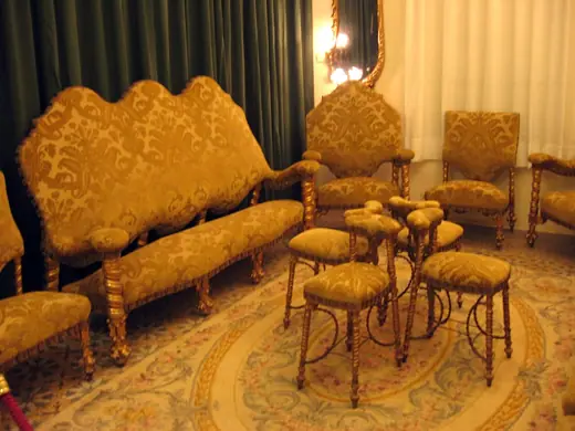 Photo 5: Interior · Salón de la Casa Calvet, Casa-Museo Gaudí, Parque Güell, Barcelona