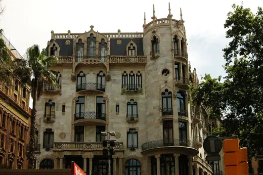 Photo 3: Exterior · 1911-Passeig de Gràcia 132