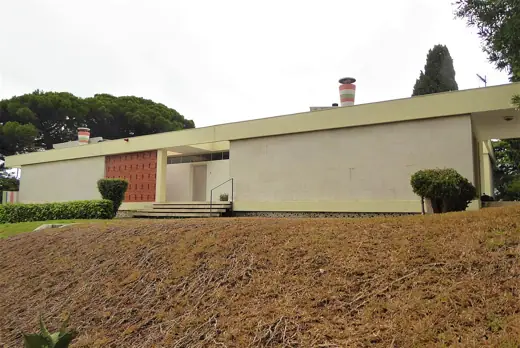 Photo 2: Exterior · Casa Lino Gaspar - Oeiras - Portugal - -