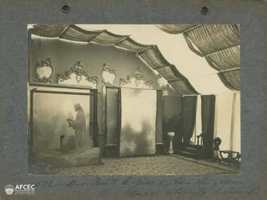 Photo 7: Plan