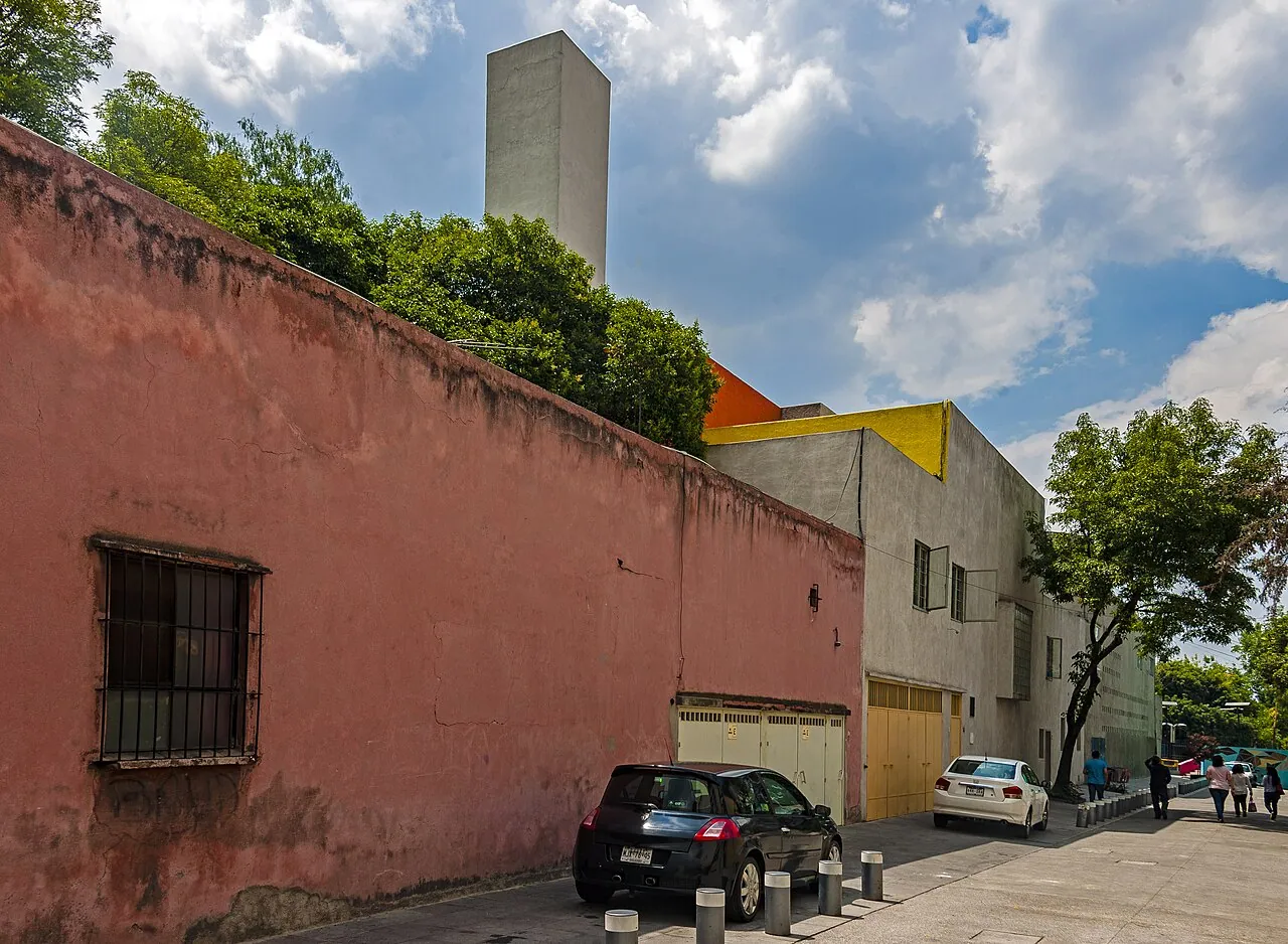 Casa Luis Barragán: Exterior · View toward Luis Barragán House and Studio looking north along Calle General Francisco Ramirez