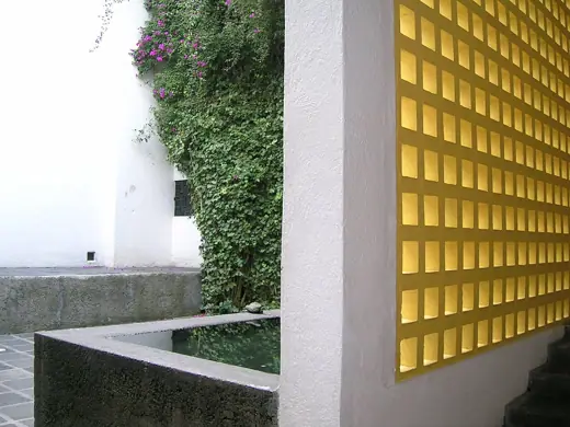 Photo 6: Detail · Luis Barragán House and Studio (Mexico)