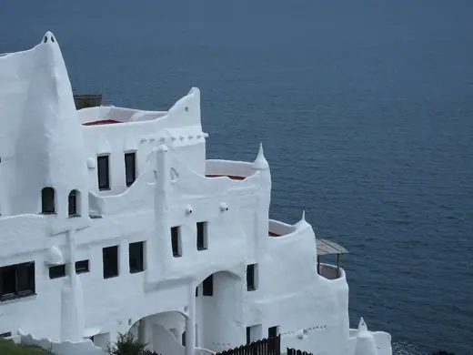 Photo 2: Exterior · Casa Pueblo y la costa, Uruguay