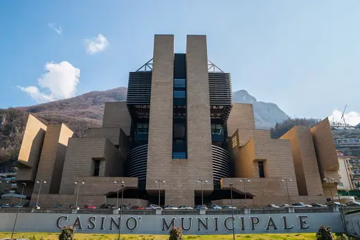 Photo 2: Exterior · Casinò Municipale