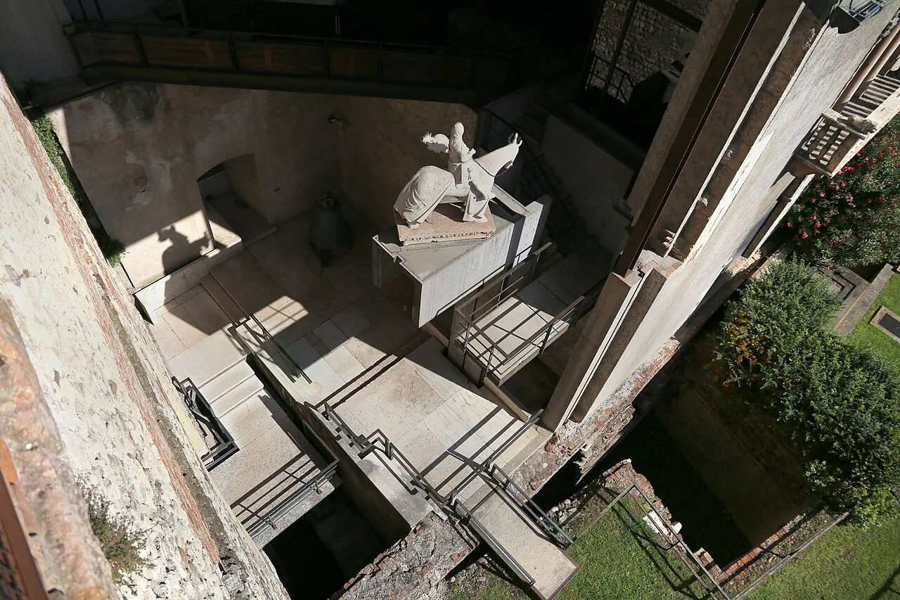 Castelvecchio Museum: Detail · Museo di Castelvecchio