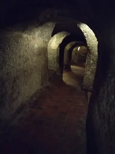 Photo 5: Interior · Dentro del Castillo San Felipe Cartagena