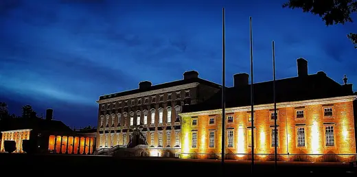 Photo 4: Context · Castletown House - https://en.wikipedia.org/wiki/Castletown_House