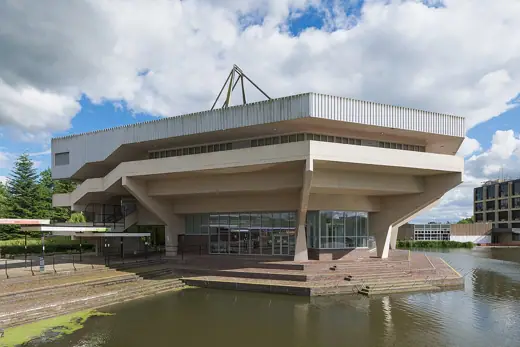 Photo 3: Interior · Central Hall of the University of York