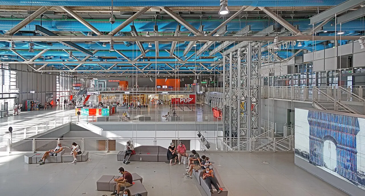 Centre Pompidou: Interior