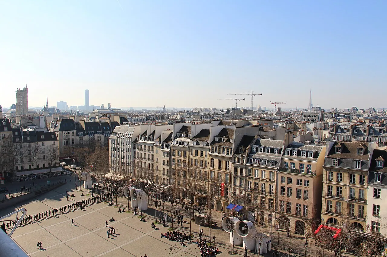 Centre Pompidou: Context · (Saint-Merri) Place Georges-Pompidou Place Georges-Pompidou and some famous monuments in Paris cityscape