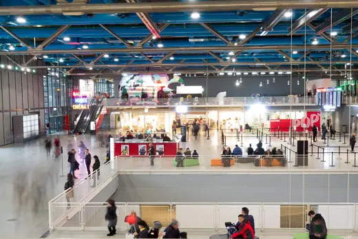 Photo 4: Interior · DSC03028