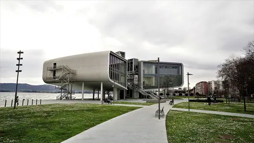 Photo 5: Detail · Het Centro Botín in Santander