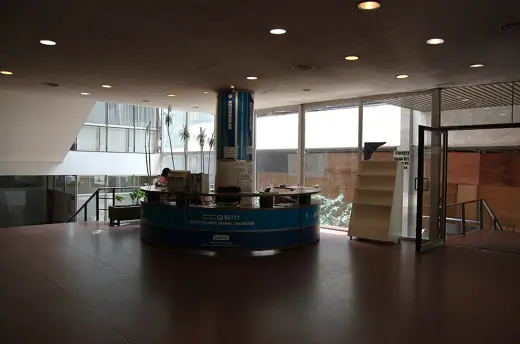 Photo 4: Interior · Lobby del Centro Cultural General San Martín, Buenos Aires, Argentina