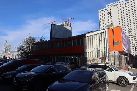Photo 3: Exterior · Cepelia, Marszałkowska 99/101, Warsaw, backside