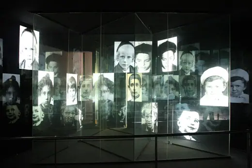 Photo 4: Exterior · Yad Vashem in Jerusalem