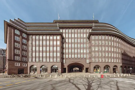 Photo 2: Exterior · The Chilehaus from the side with a gate