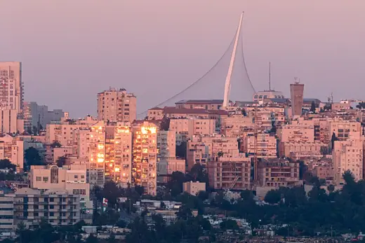 Photo 3: Exterior · Jerusalem and the String Bridge