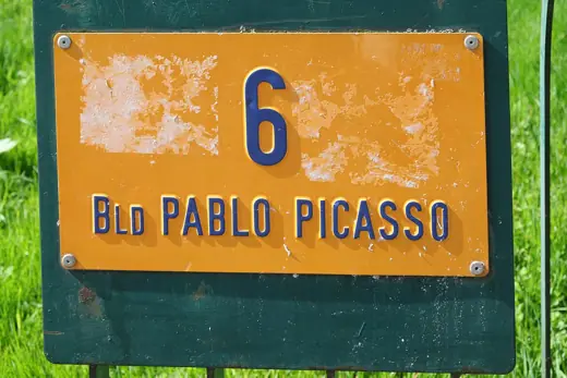 Photo 5: Context