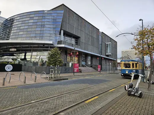 Photo 6: Context · Christchurch Art Gallery and tram on Worcester Boulevard, Christchurch, NZ