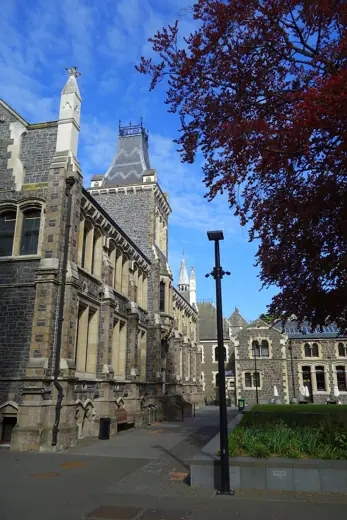 Photo 3: Exterior
