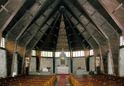 Photo 4: Interior