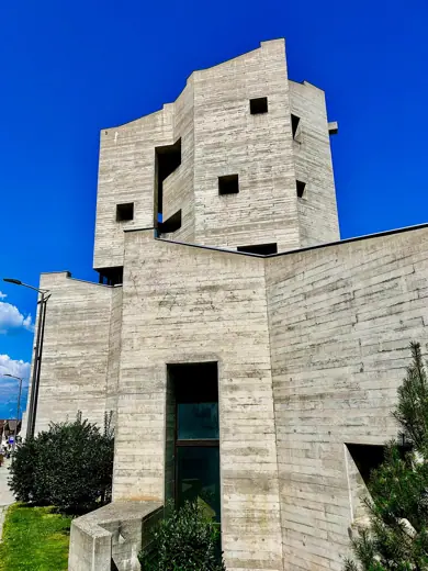 Photo 3: Exterior · St