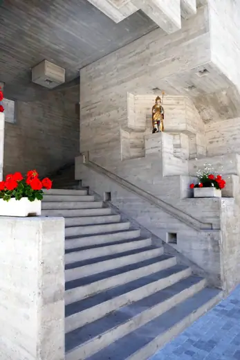 Photo 5: Interior · Église d'Hérémence, extérieurs