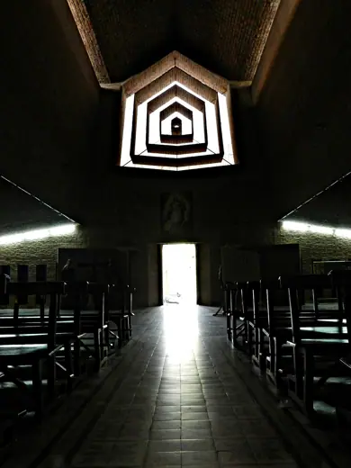 Photo 5: Interior · This is a photo of a Uruguayan monument identified by the ID