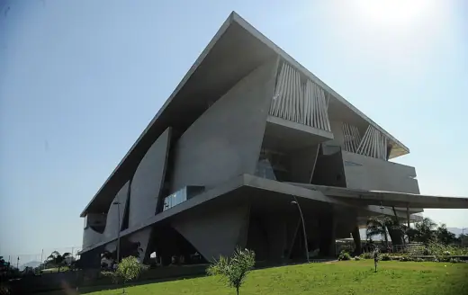 Photo 3: Exterior · Cidade das Artes em 2015