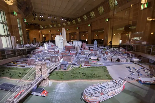 Photo 9: Model