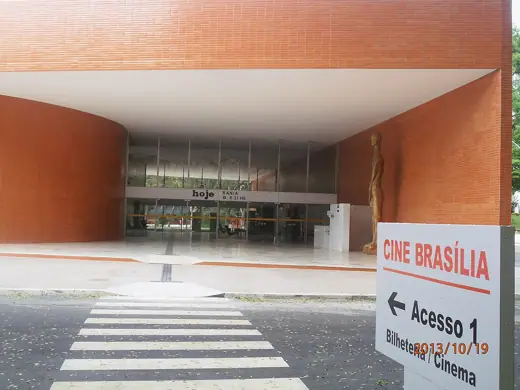 Photo 3: Exterior
