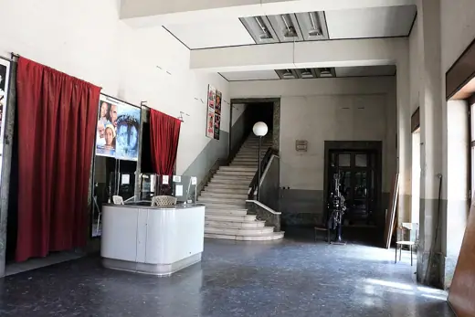 Photo 5: Interior · Asmara, cinema impero, interno 01.JPG