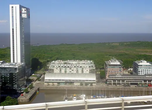 Photo 4: Exterior · Torre Madero Office, Museo Fortabat y Reserva ecológica