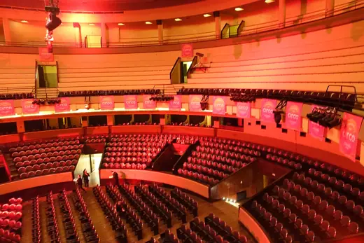 Photo 6: Interior · Interior of Coliseu do Porto in 2016