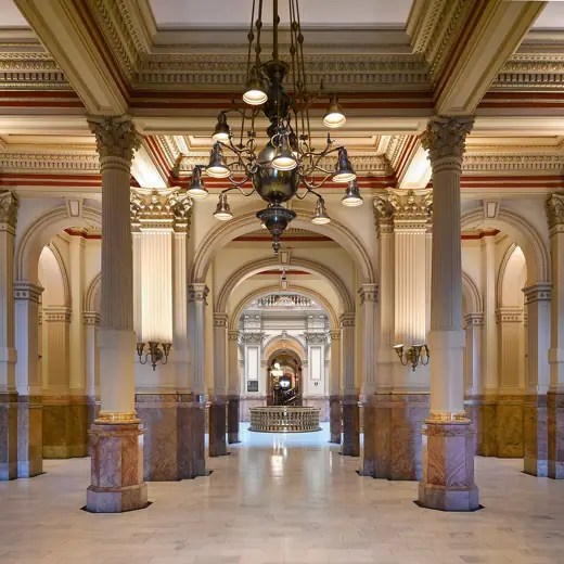 Photo 6: Interior