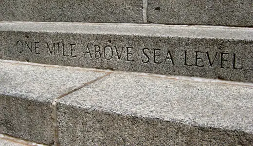 Photo 7: Elevation
