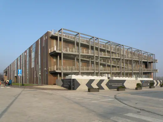 Photo 2: Exterior · Centrum Nauki Kopernik