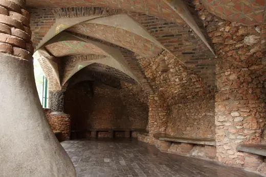 Photo 5: Interior · DSC00551