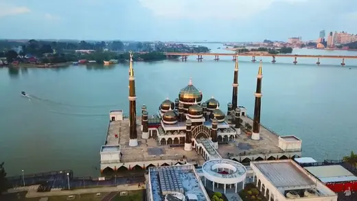 Photo 6: Context · Crystal Mosque Aerial Shot in January 2018