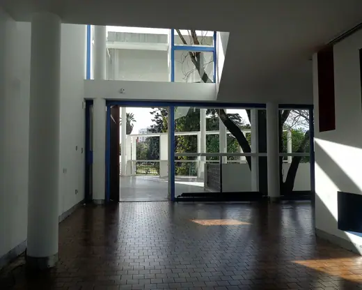 Photo 5: Interior