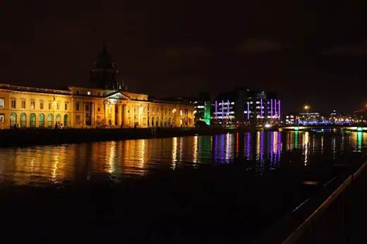 Photo 3: Exterior · Custom House