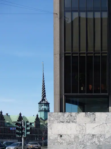 Photo 5: Detail