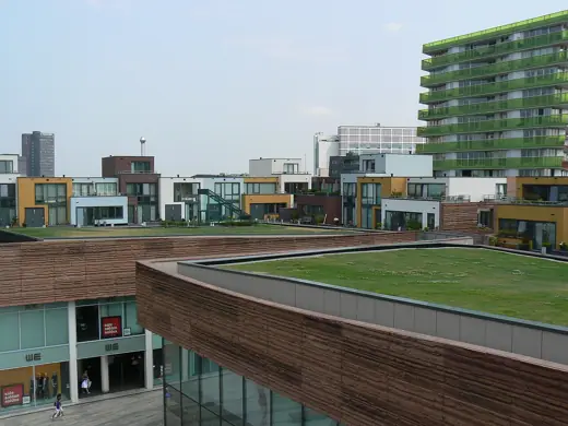 Photo 1: Exterior